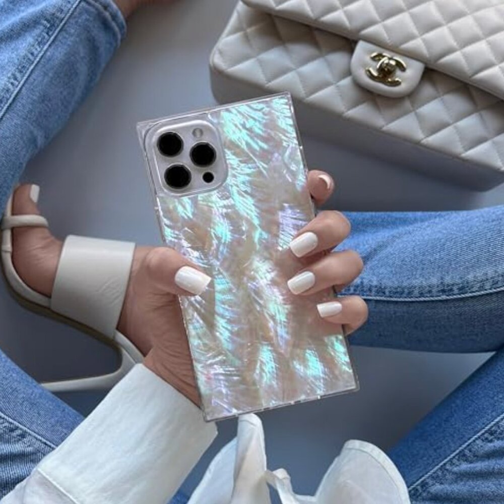 Flaunt SQUARE® Mother of Pearl Case (iPhone 15)